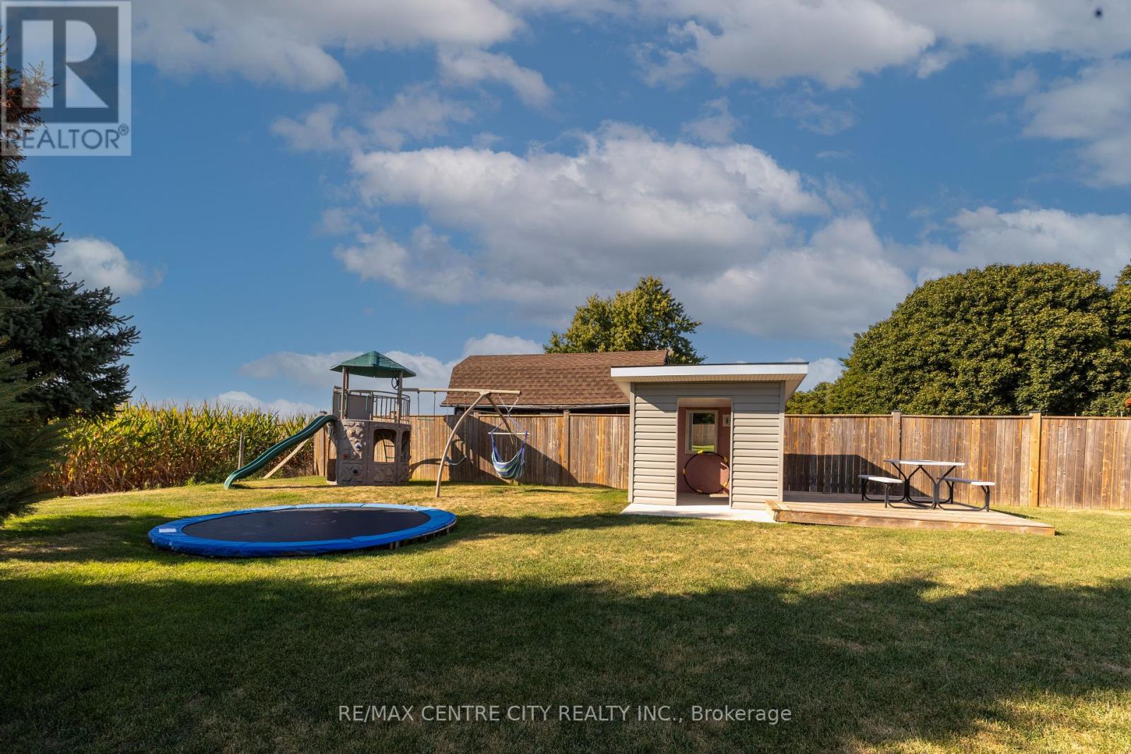 7923 Fairview Road, St. Thomas, Ontario  N5P 3S8 - Photo 43 - X12400284