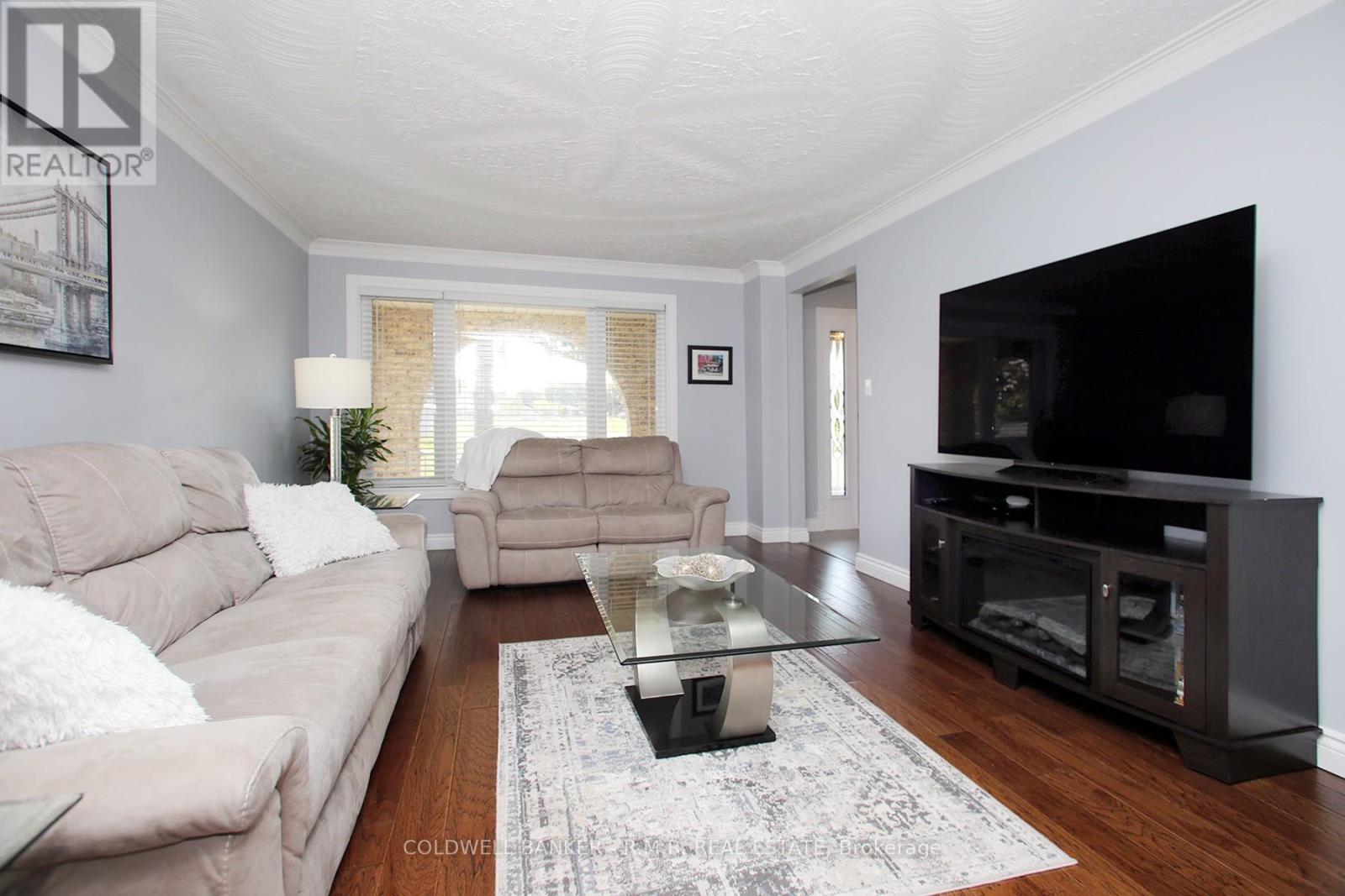 Lorem Ipsum Dolor, Oshawa, Ontario  L1J  - Photo 9 - DEMO28855329