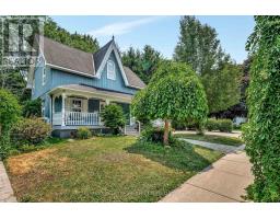 18 Queen Street, Prince Edward County (Picton Ward), Ca