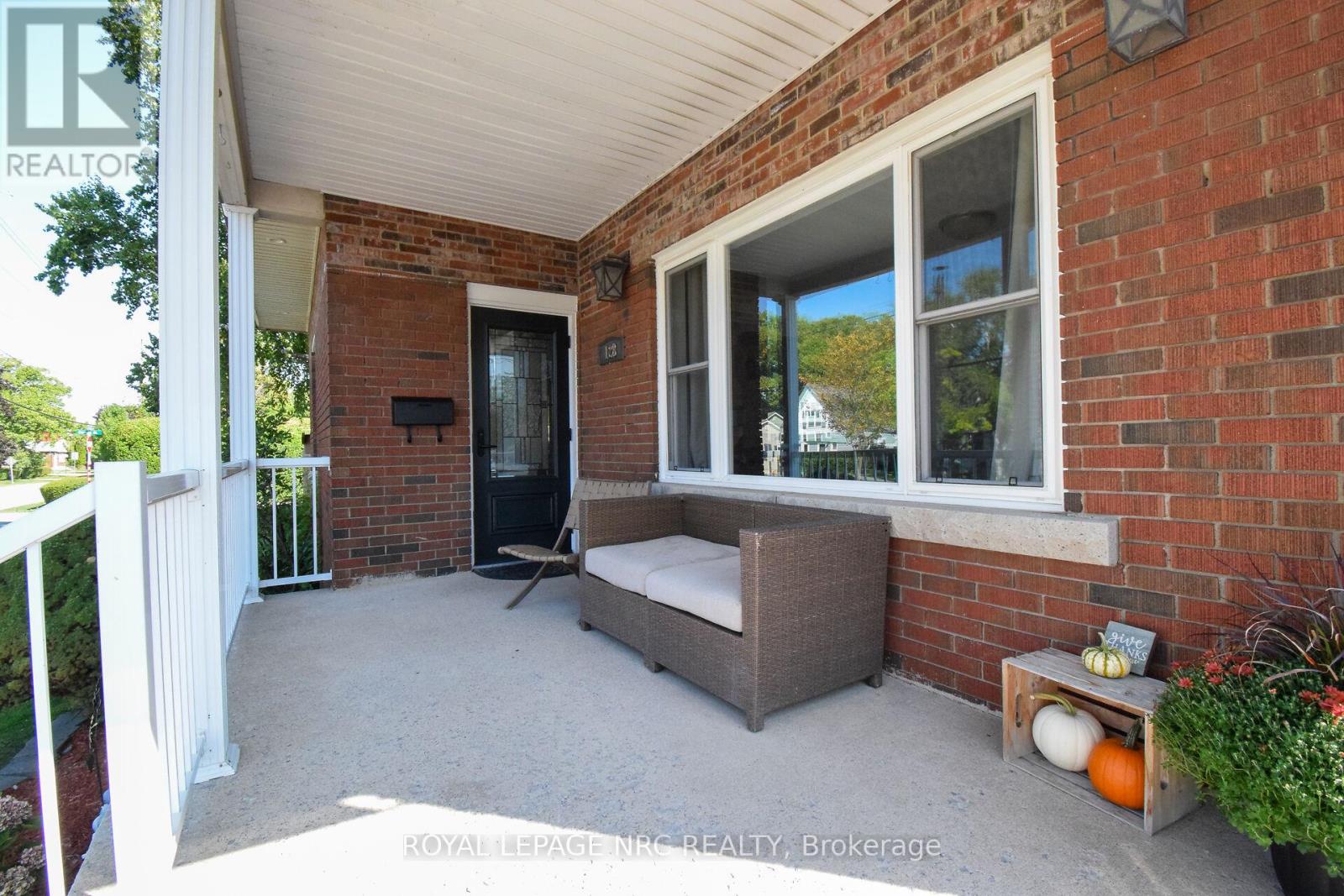 Property at 128 HAIG STREET image 3