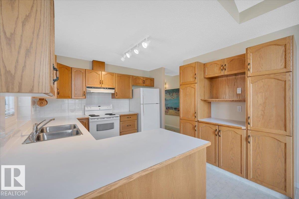 1034 Carter Crest Rd Nw, Edmonton, Alberta  T6R 2K2 - Photo 11 - E4457486