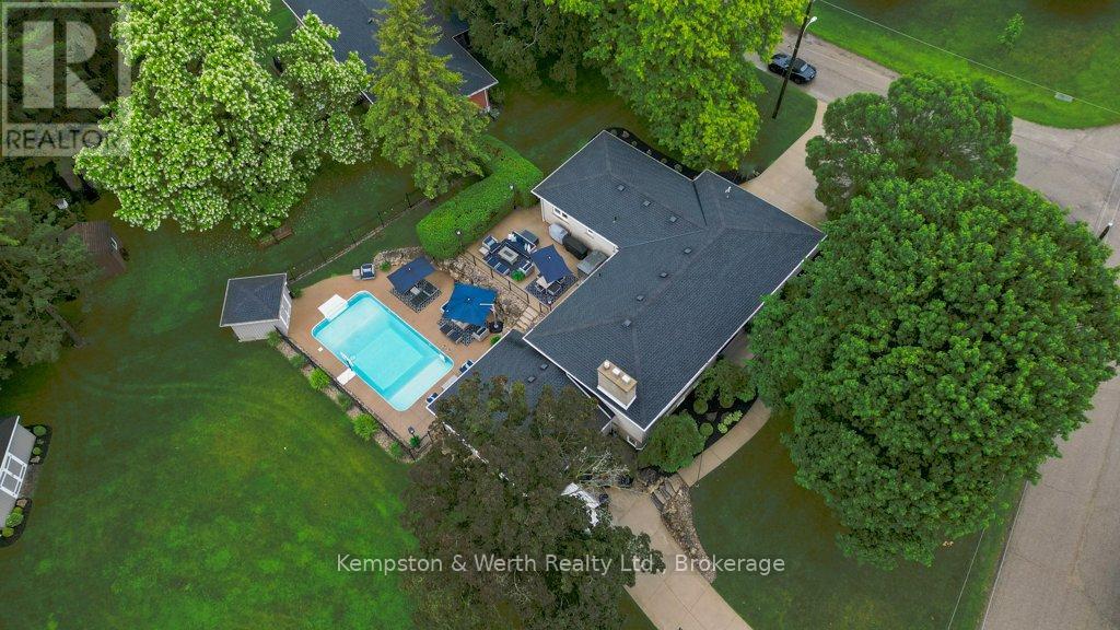 34 JACKSON CRESCENT, North Perth, Ontario