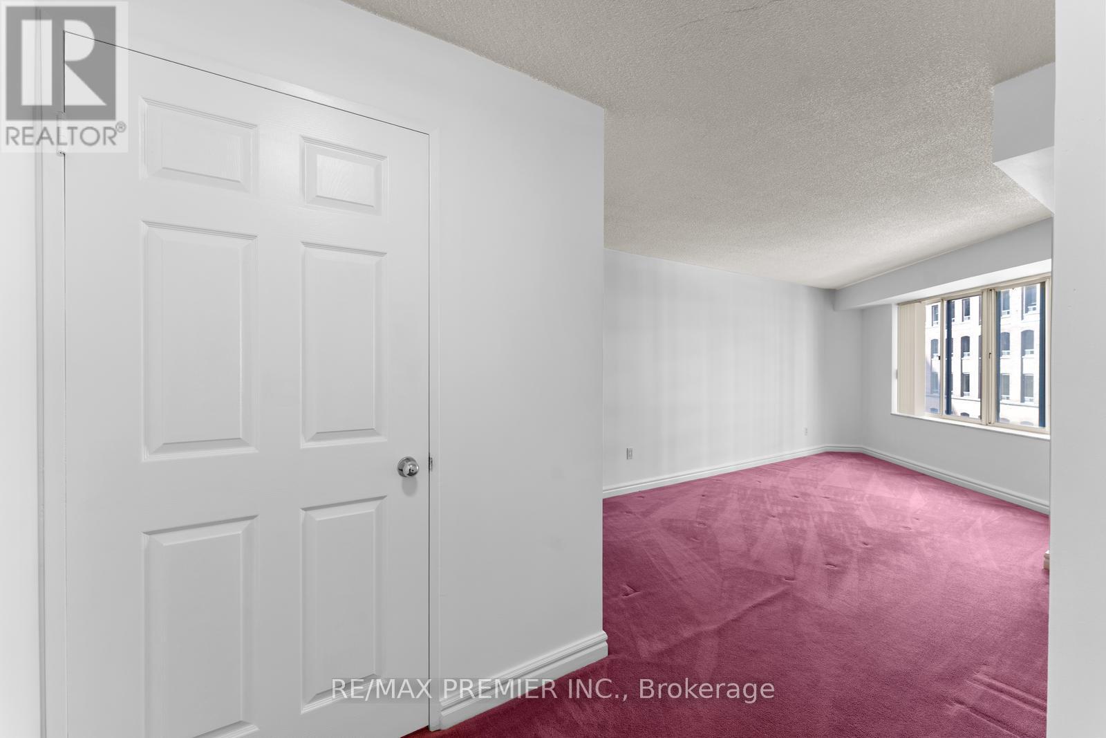 502 - 33 University Avenue, Toronto, Ontario  M5J 2S7 - Photo 24 - C12400133