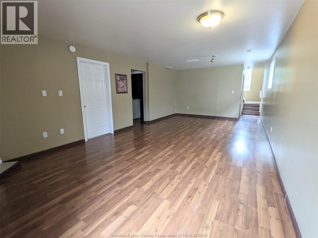 435 Merrill, Lasalle, Ontario  N9J 3R2 - Photo 15 - 25023261