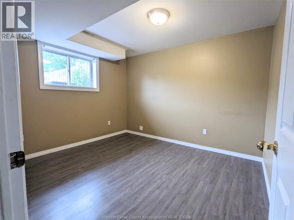 435 Merrill, Lasalle, Ontario  N9J 3R2 - Photo 16 - 25023261