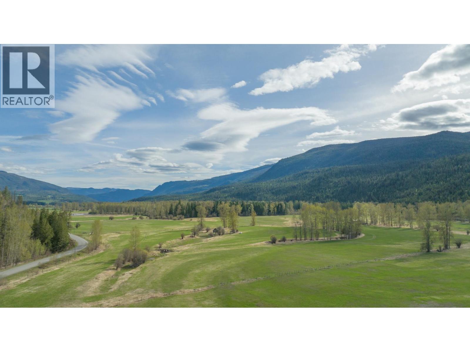 3022 Mabel Lake Road, Lumby, British Columbia  V0E 2G6 - Photo 20 - 10362740