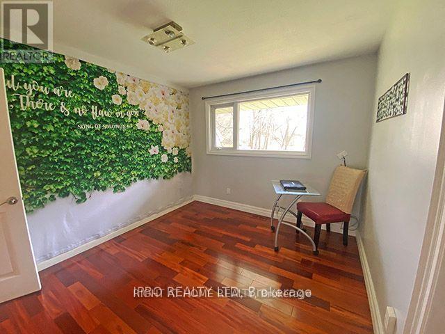 7454 Old Church Road, Caledon, Ontario  L7C 0H5 - Photo 21 - W12320638