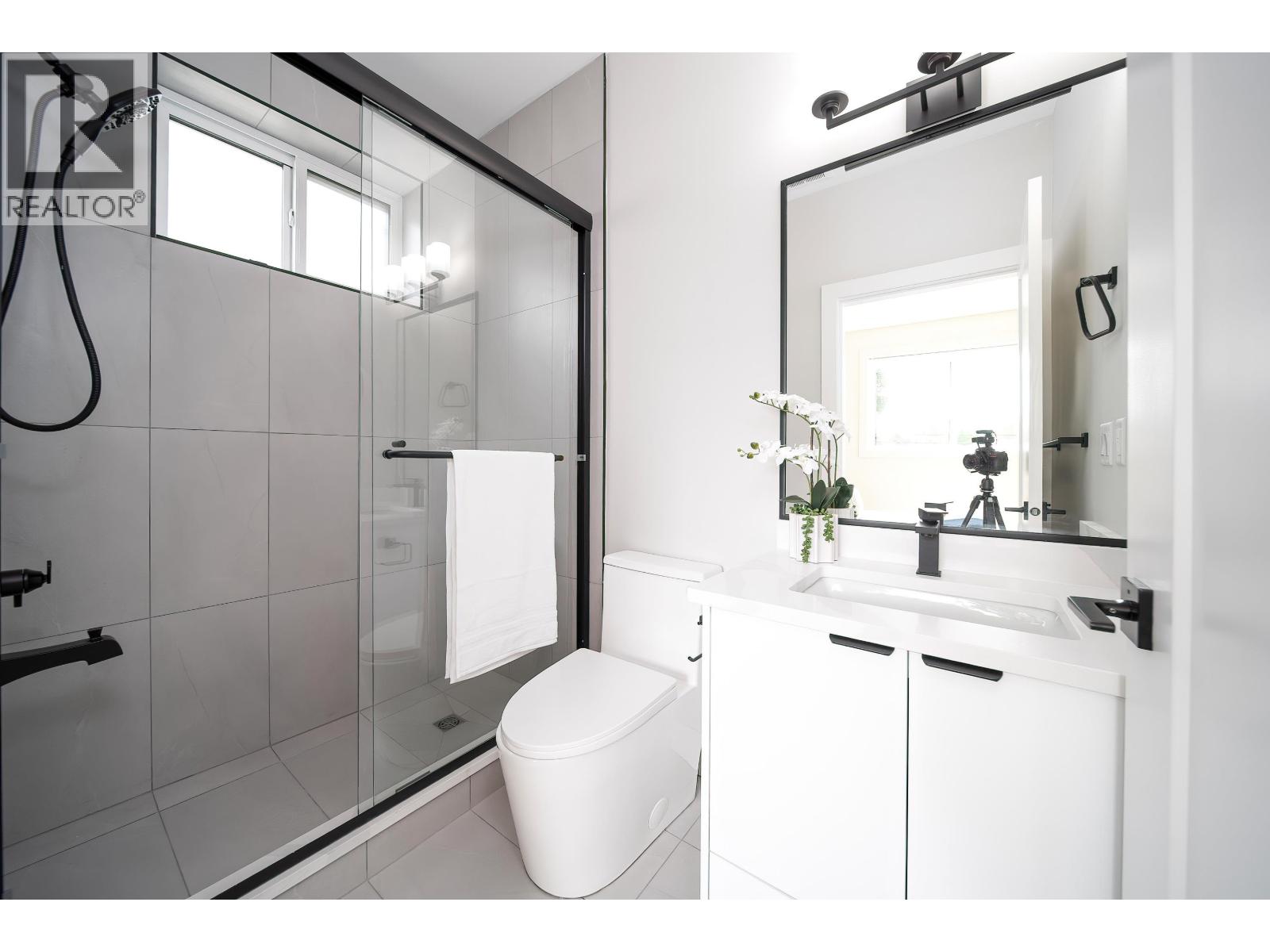 4722 Henry Street, Vancouver, British Columbia  V5V 4Z3 - Photo 24 - R3046896