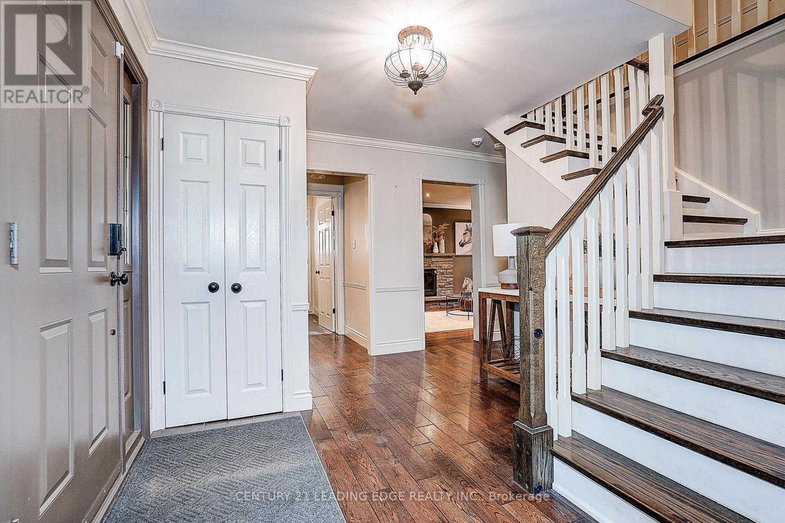 101 Ramona Boulevard, Markham (Markham Village), Ontario  L3P 2K6 - Photo 7 - N12400123