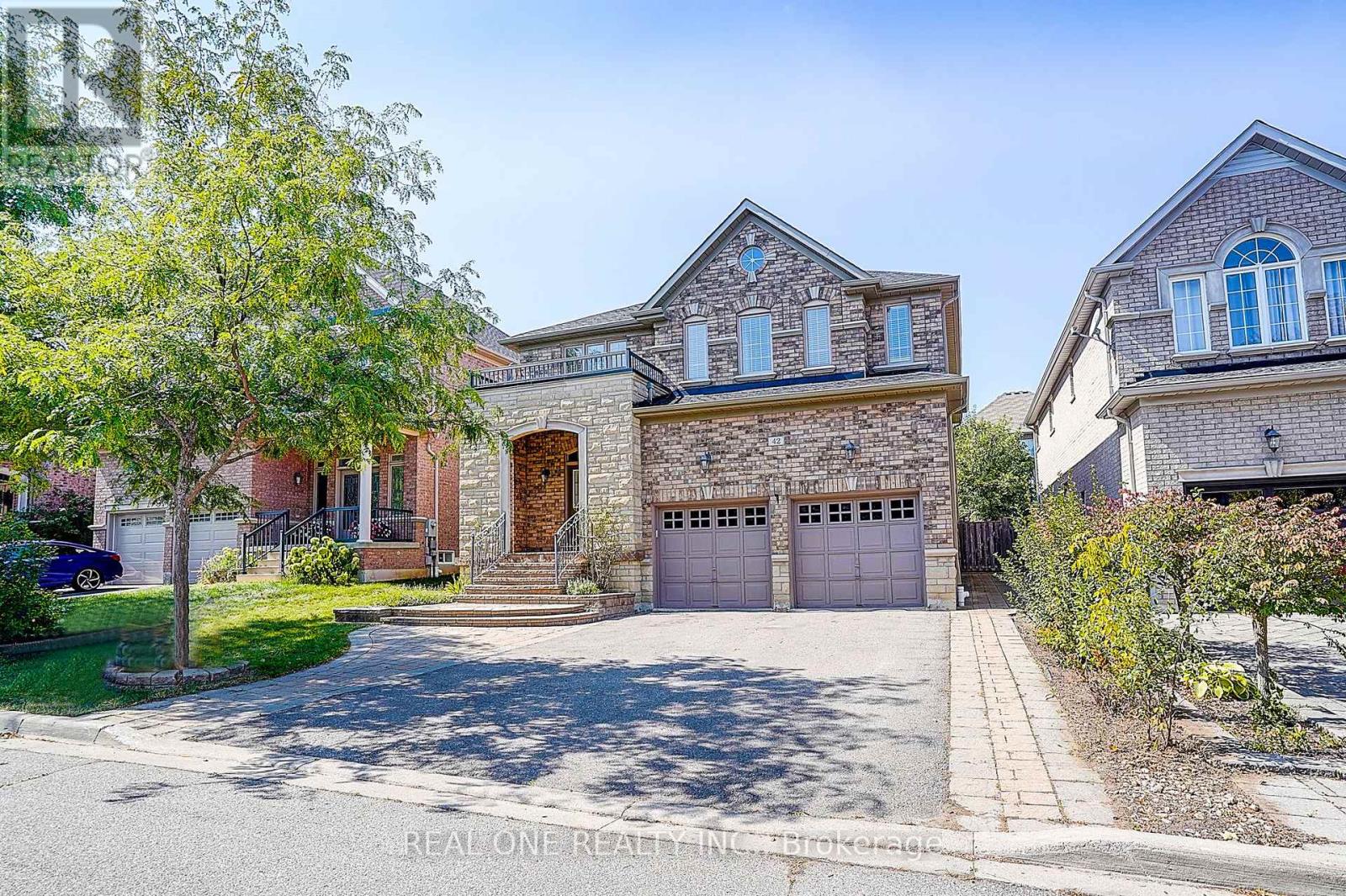 42 DONZI LANE, Vaughan, Ontario