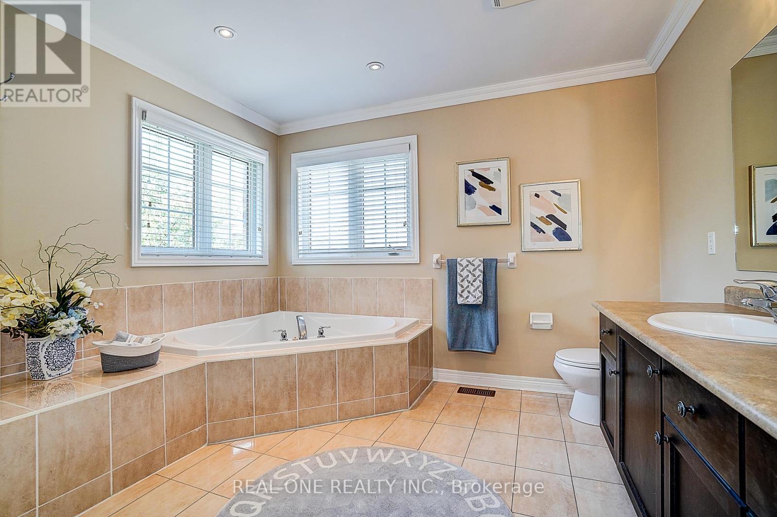 42 Donzi Lane, Vaughan, Ontario  L6A 0G8 - Photo 32 - N12400141