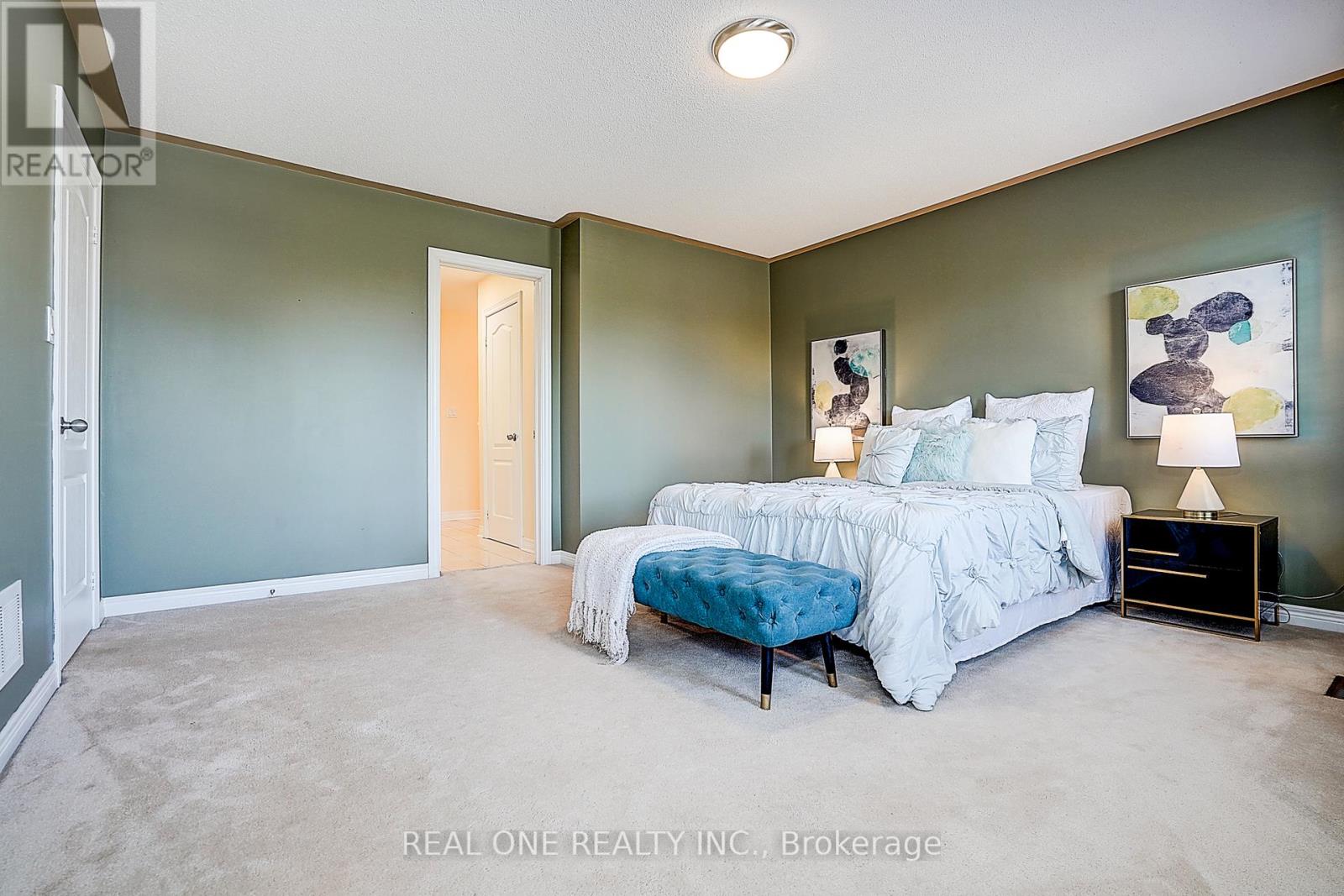 42 Donzi Lane, Vaughan, Ontario  L6A 0G8 - Photo 41 - N12400141