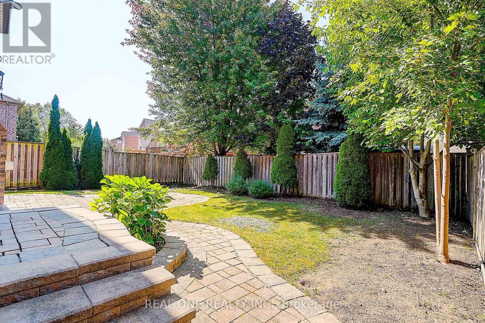 42 Donzi Lane, Vaughan, Ontario  L6A 0G8 - Photo 48 - N12400141