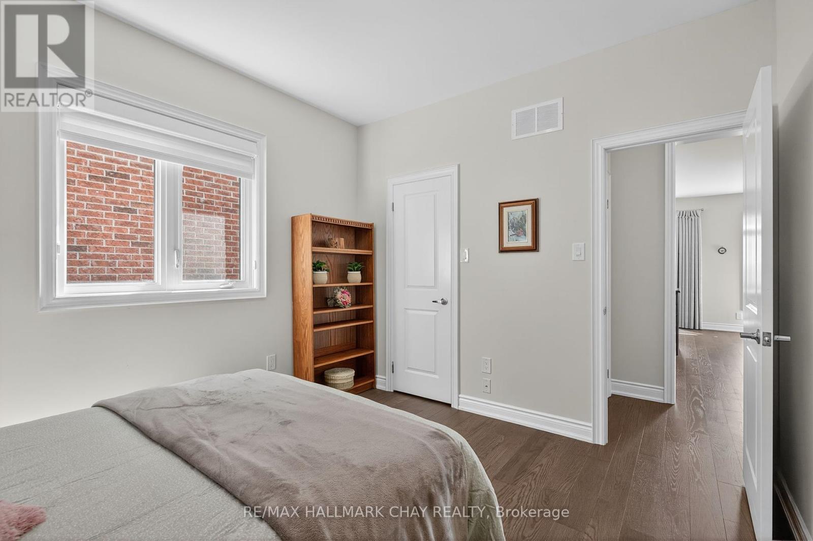 47 Victoria Street E, Innisfil, Ontario  L0L 1L0 - Photo 26 - N12400143
