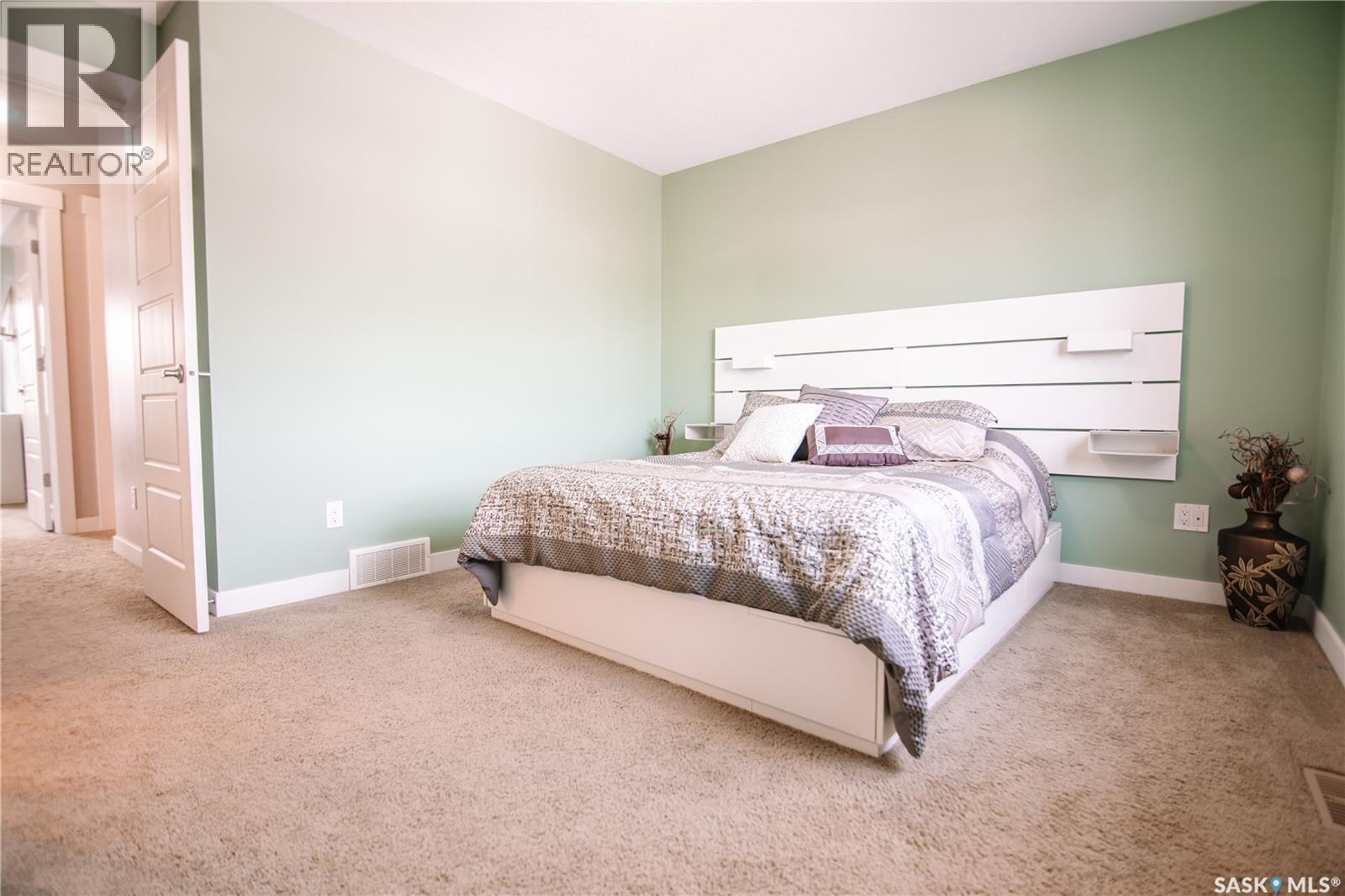 2842 Elgaard Drive, Regina, Saskatchewan  S4X 0M9 - Photo 20 - SK018135