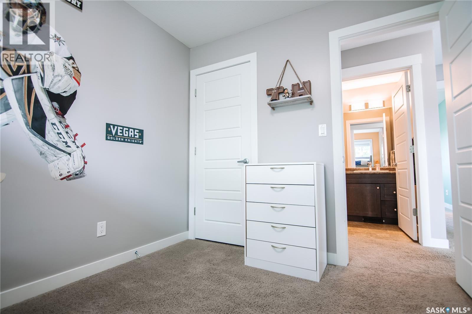 2842 Elgaard Drive, Regina, Saskatchewan  S4X 0M9 - Photo 26 - SK018135