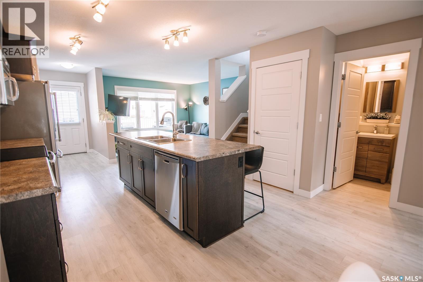 2842 Elgaard Drive, Regina, Saskatchewan  S4X 0M9 - Photo 7 - SK018135