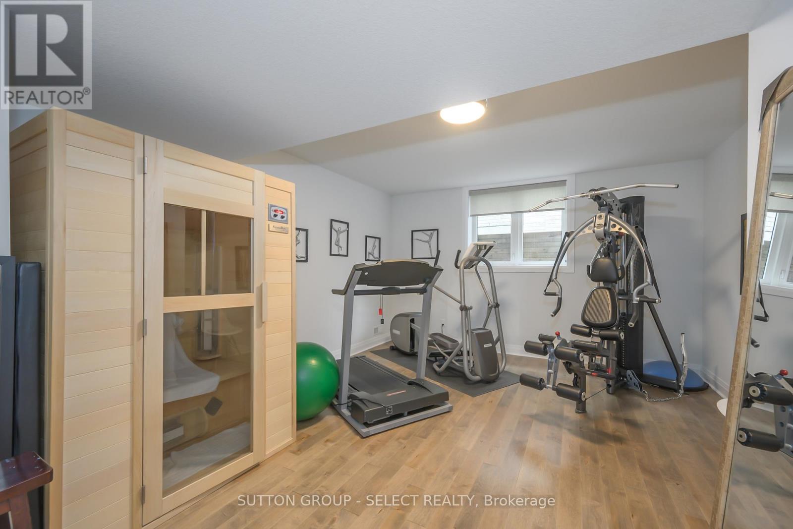 346 Bradwell Chase, London North, Ontario  N6G 0P7 - Photo 29 - X12397058