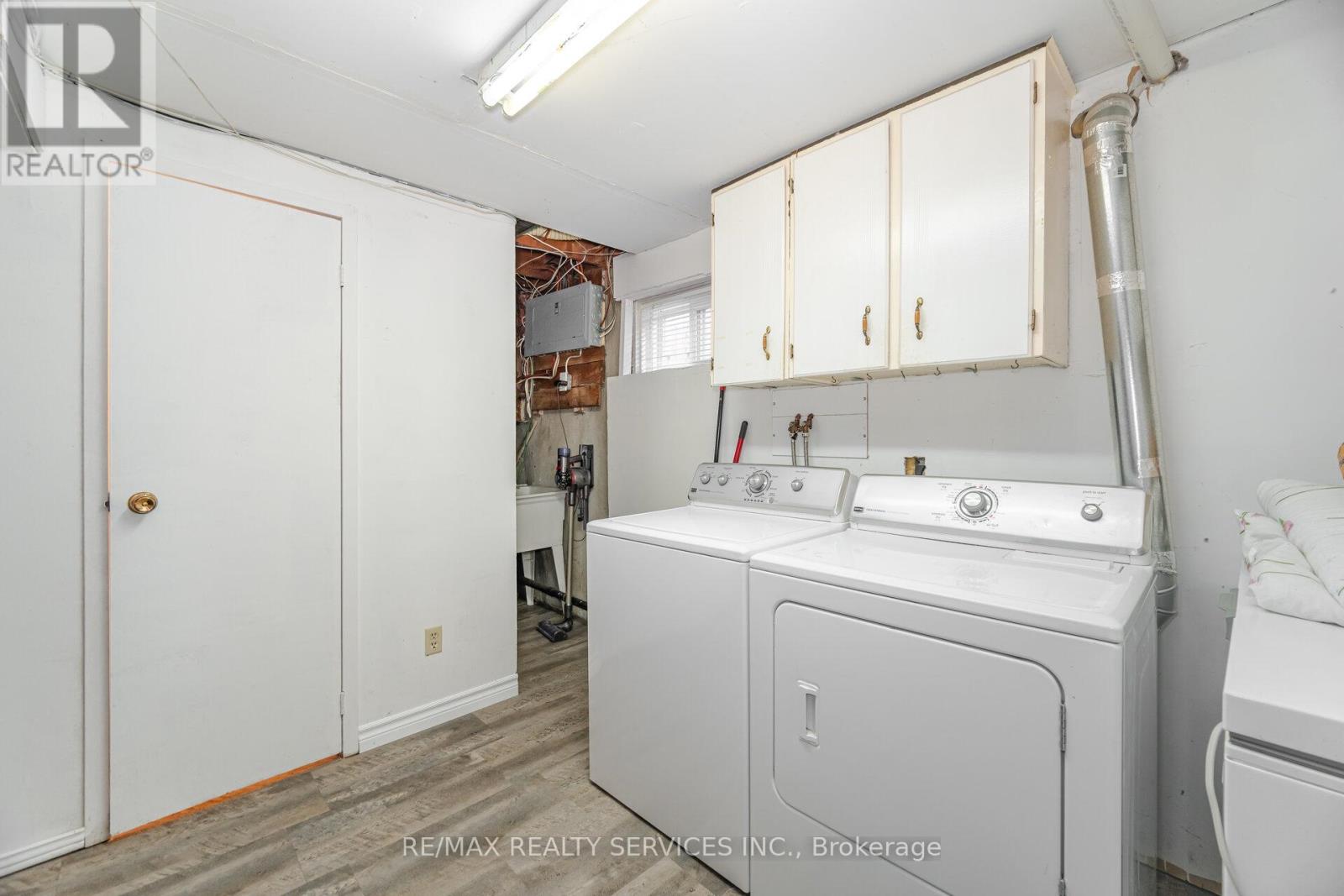 6 Glenmore Crescent, Brampton, Ontario  L6S 1H8 - Photo 34 - W12400117
