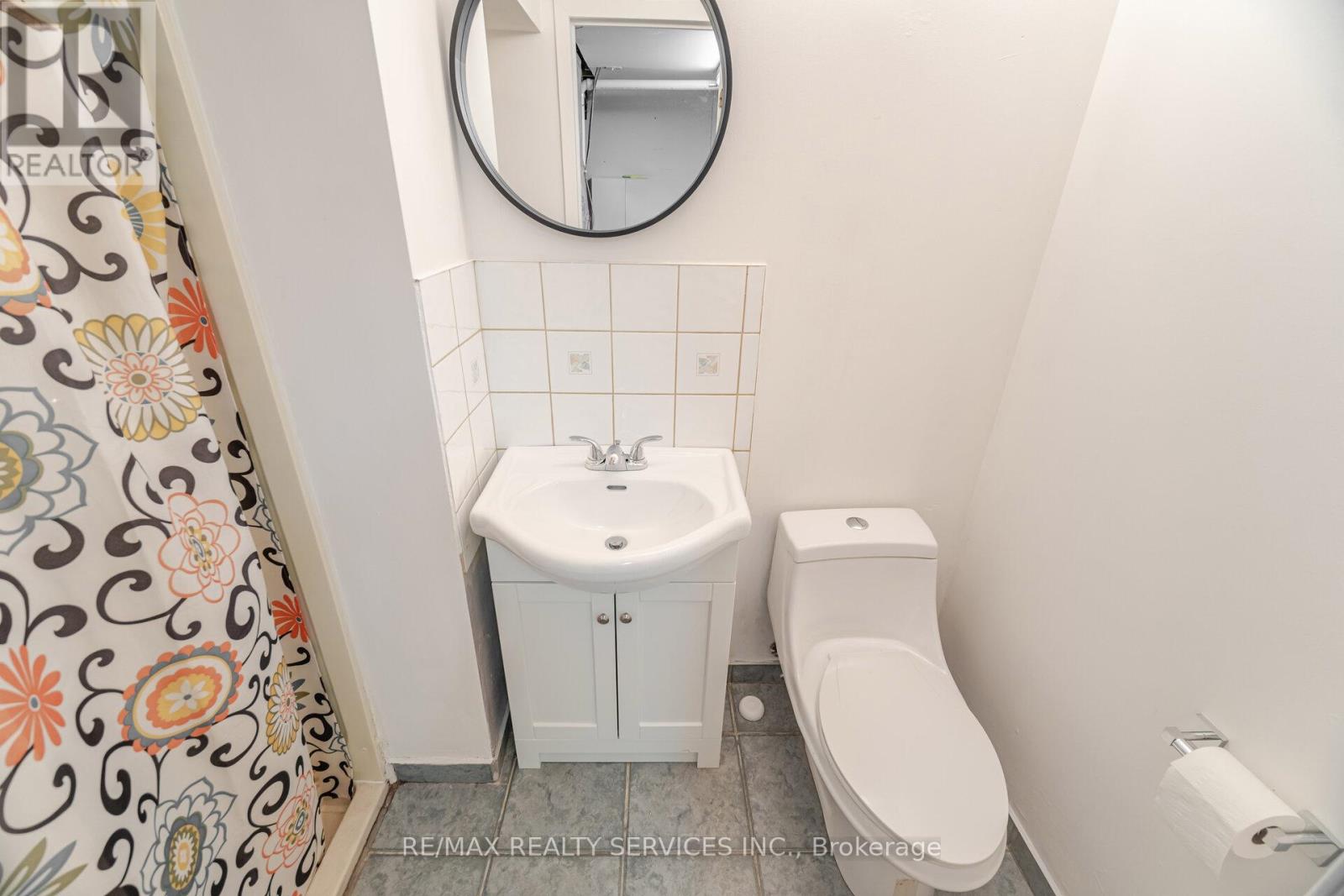 6 Glenmore Crescent, Brampton, Ontario  L6S 1H8 - Photo 35 - W12400117