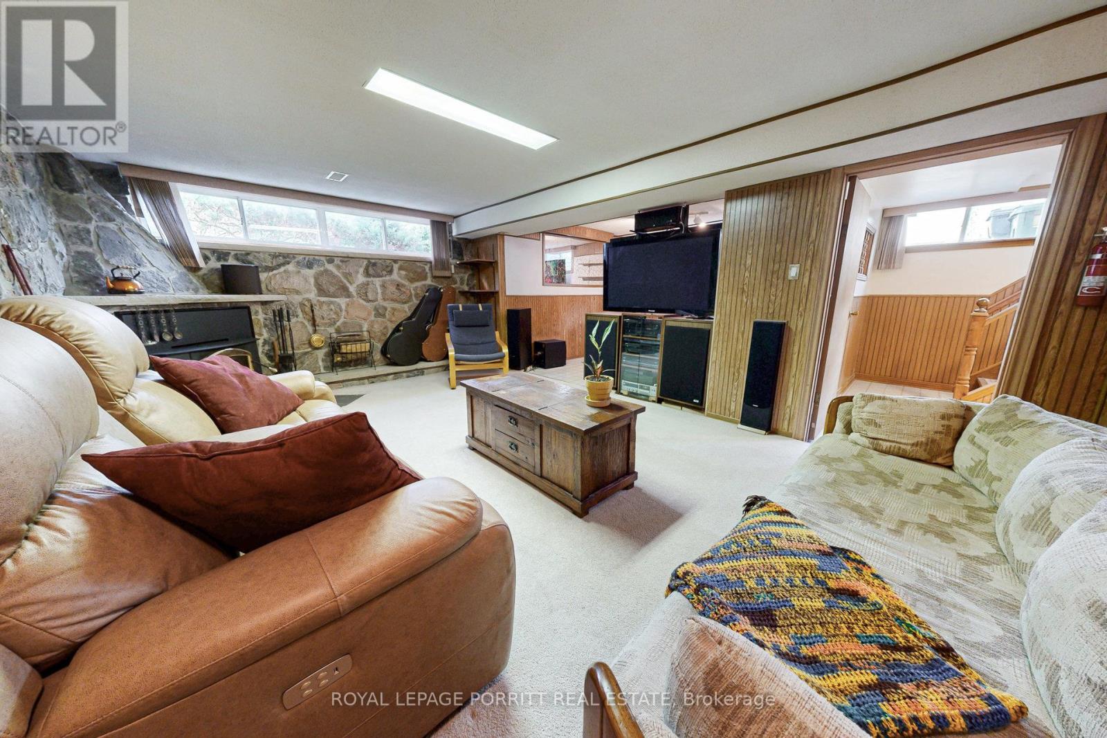 26 Richland Crescent, Toronto (Eringate-Centennial-West Deane), Ontario  M9C 4C2 - Photo 26 - W12400119