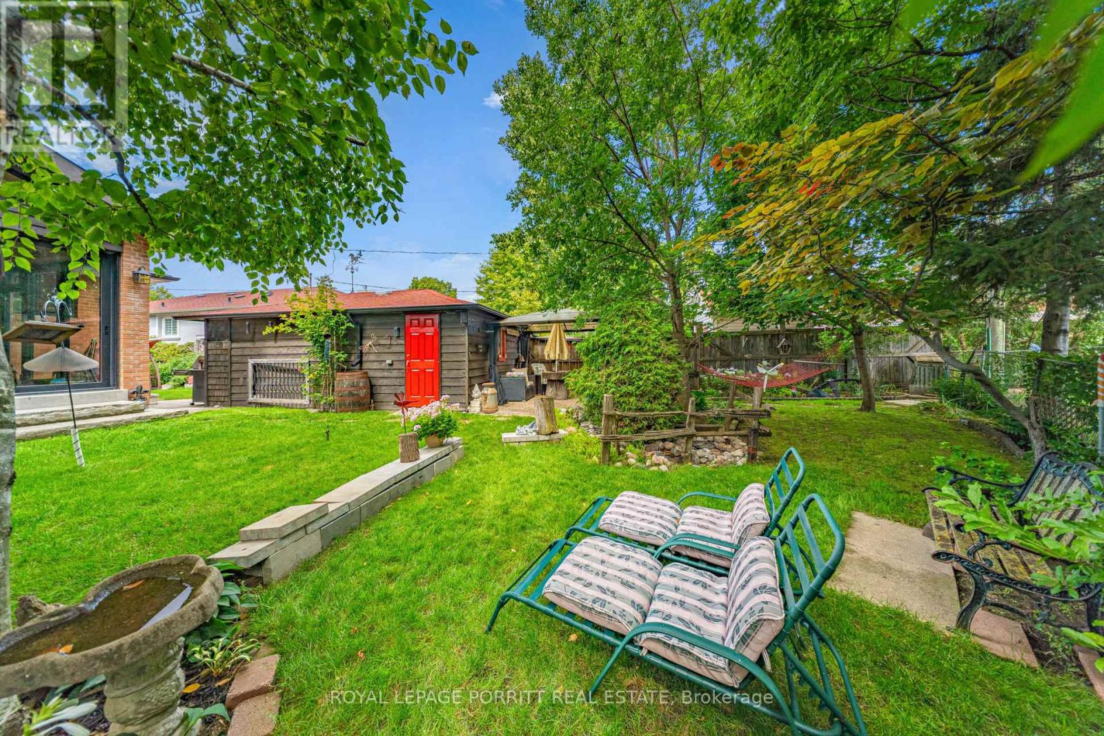 26 Richland Crescent, Toronto (Eringate-Centennial-West Deane), Ontario  M9C 4C2 - Photo 43 - W12400119