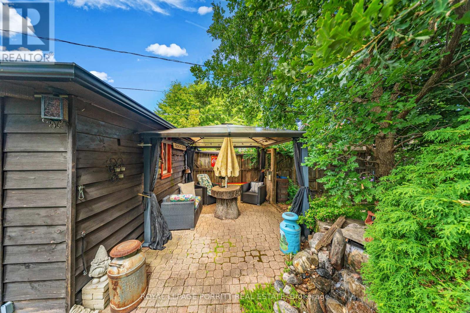 26 Richland Crescent, Toronto (Eringate-Centennial-West Deane), Ontario  M9C 4C2 - Photo 49 - W12400119