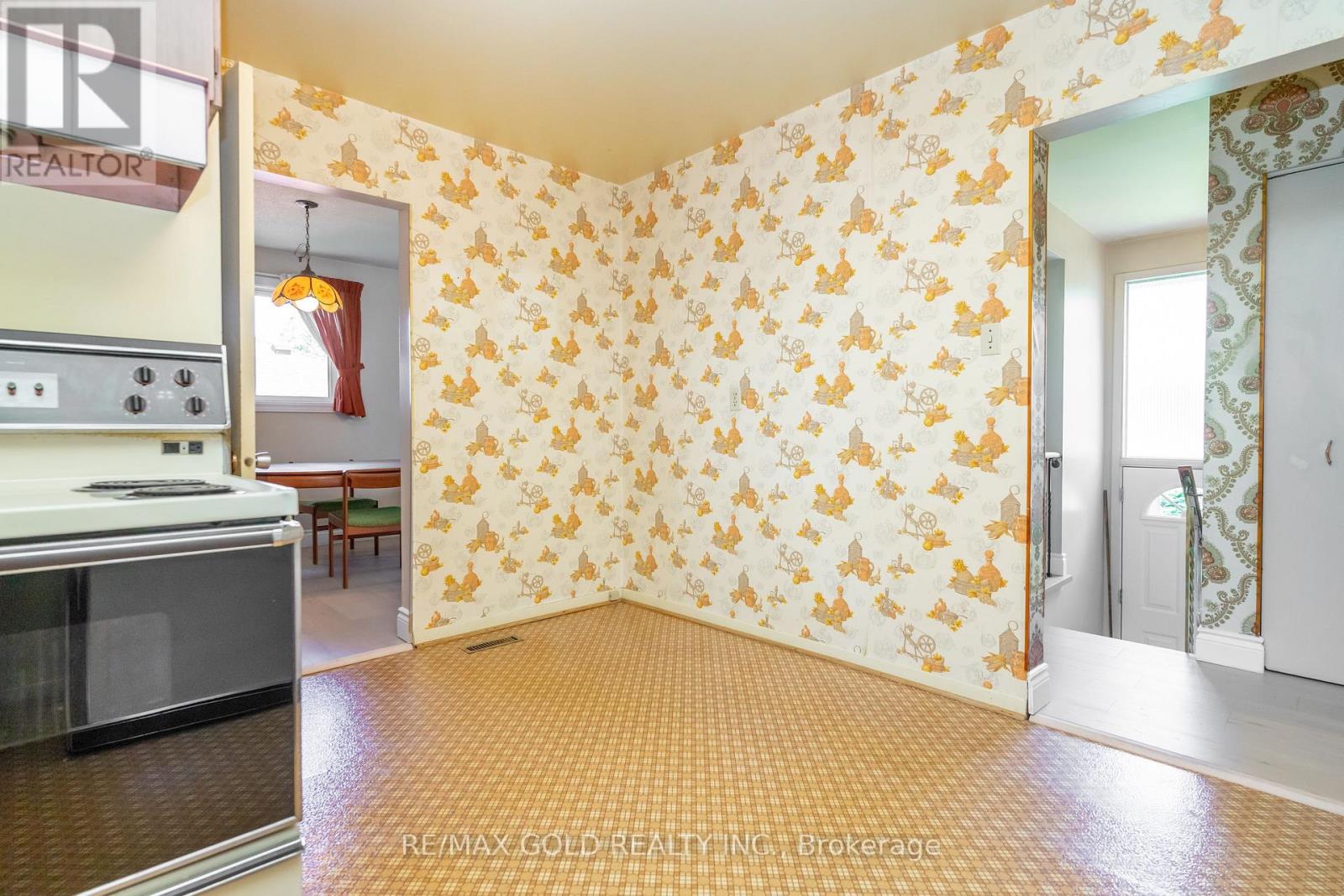 20 Dunster Crescent, Brampton, Ontario  L6T 3J7 - Photo 16 - W12400120
