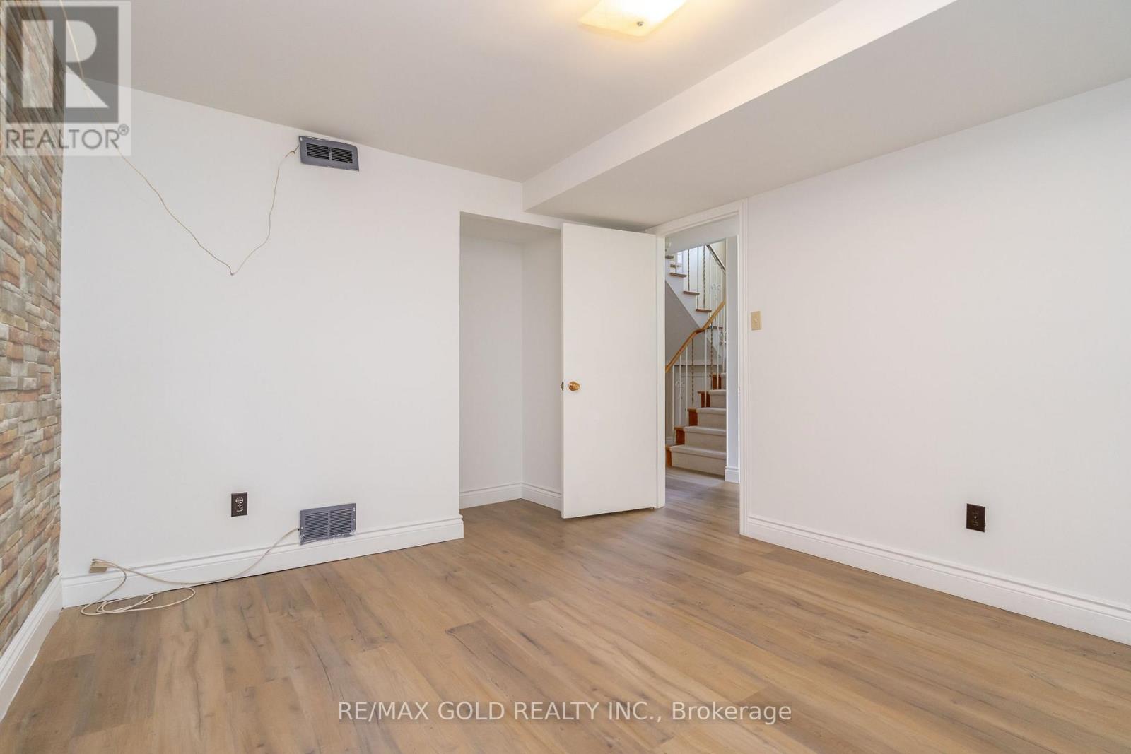 20 Dunster Crescent, Brampton, Ontario  L6T 3J7 - Photo 28 - W12400120