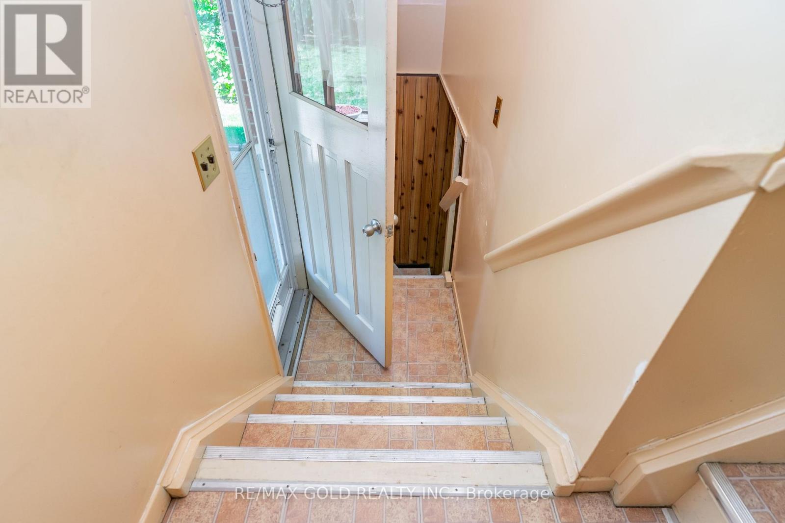 20 Dunster Crescent, Brampton, Ontario  L6T 3J7 - Photo 34 - W12400120