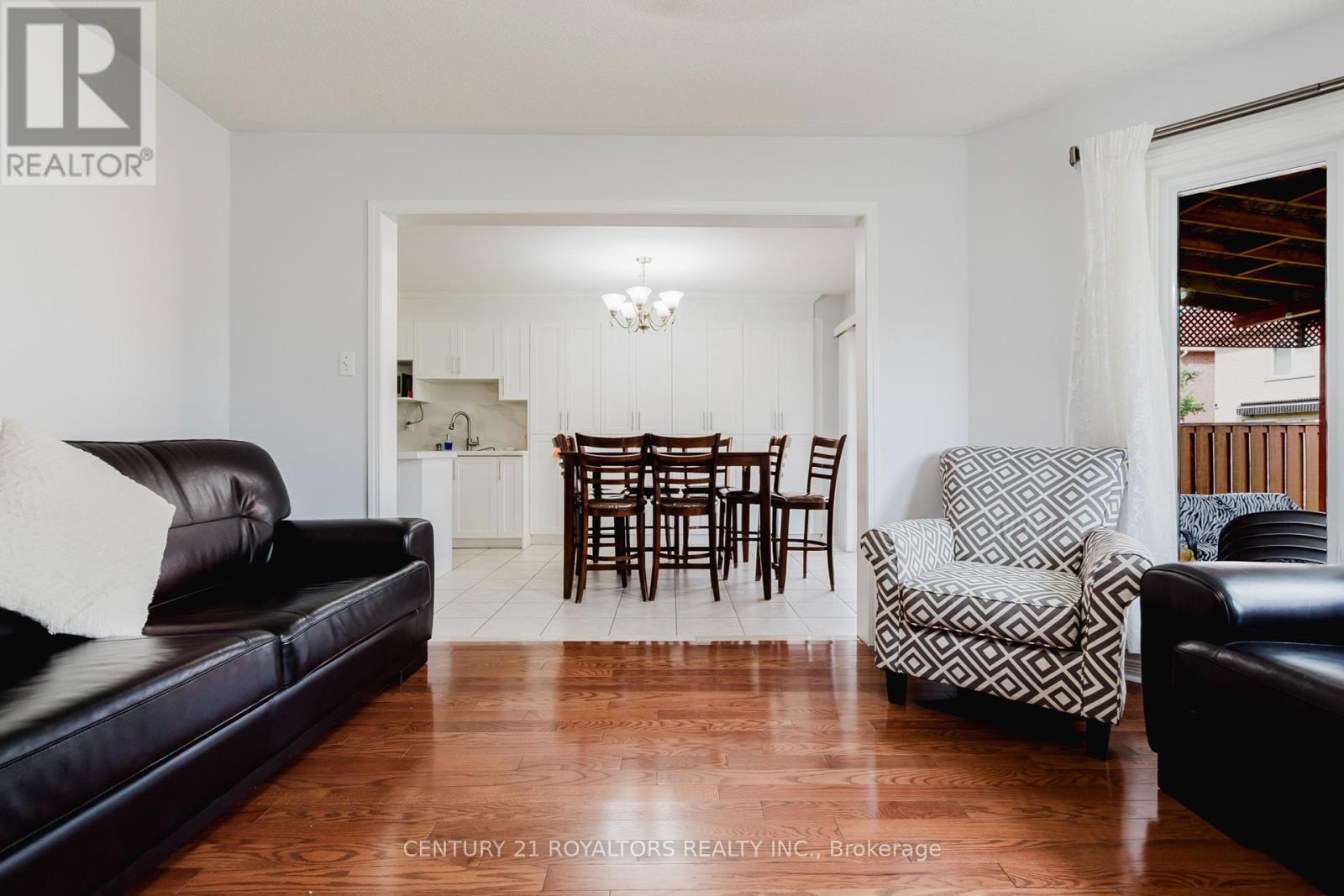 19 Oxtail Lane, Brampton, Ontario  L6X 5E2 - Photo 15 - W12400126