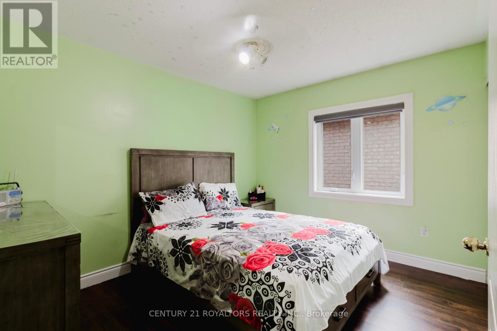 19 Oxtail Lane, Brampton, Ontario  L6X 5E2 - Photo 24 - W12400126