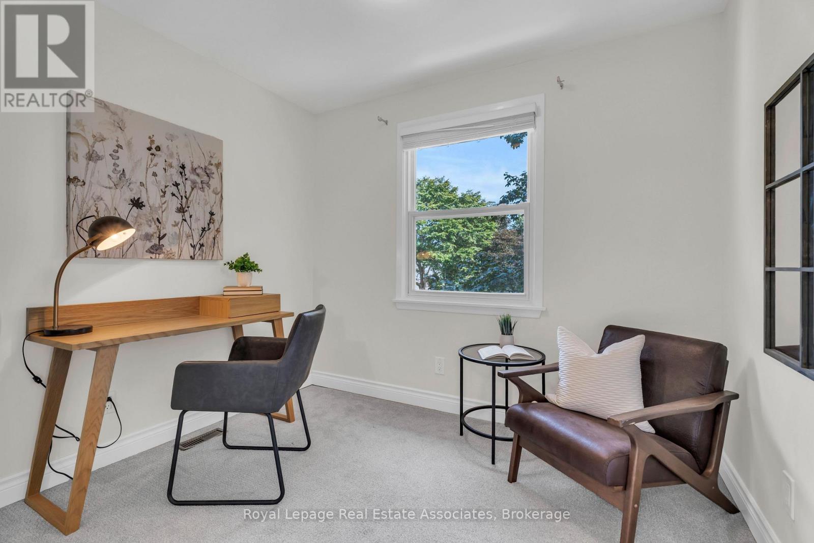 1274 Richards Crescent, Oakville, Ontario  L6H 1R6 - Photo 24 - W12400138
