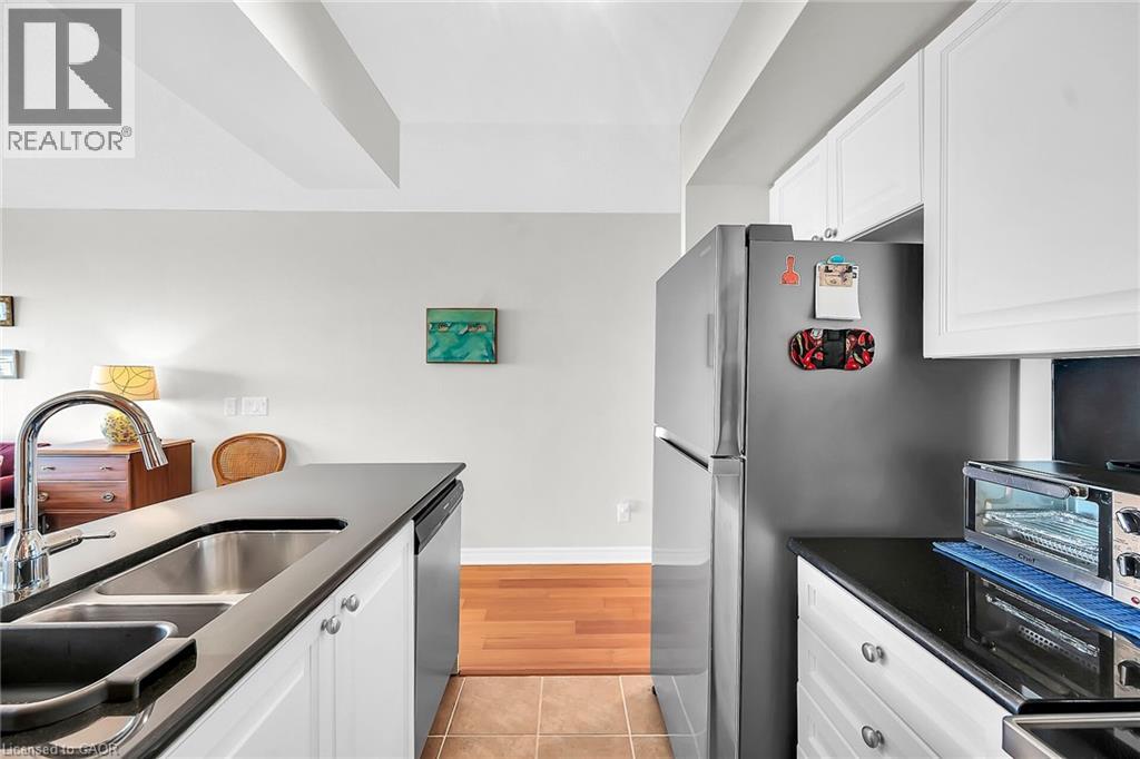 2365 Central Park Drive Unit# 601, Oakville, Ontario  L6H 0C7 - Photo 13 - 40769304