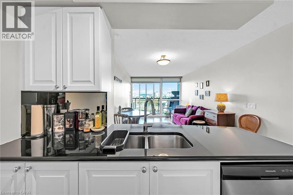 2365 Central Park Drive Unit# 601, Oakville, Ontario  L6H 0C7 - Photo 14 - 40769304