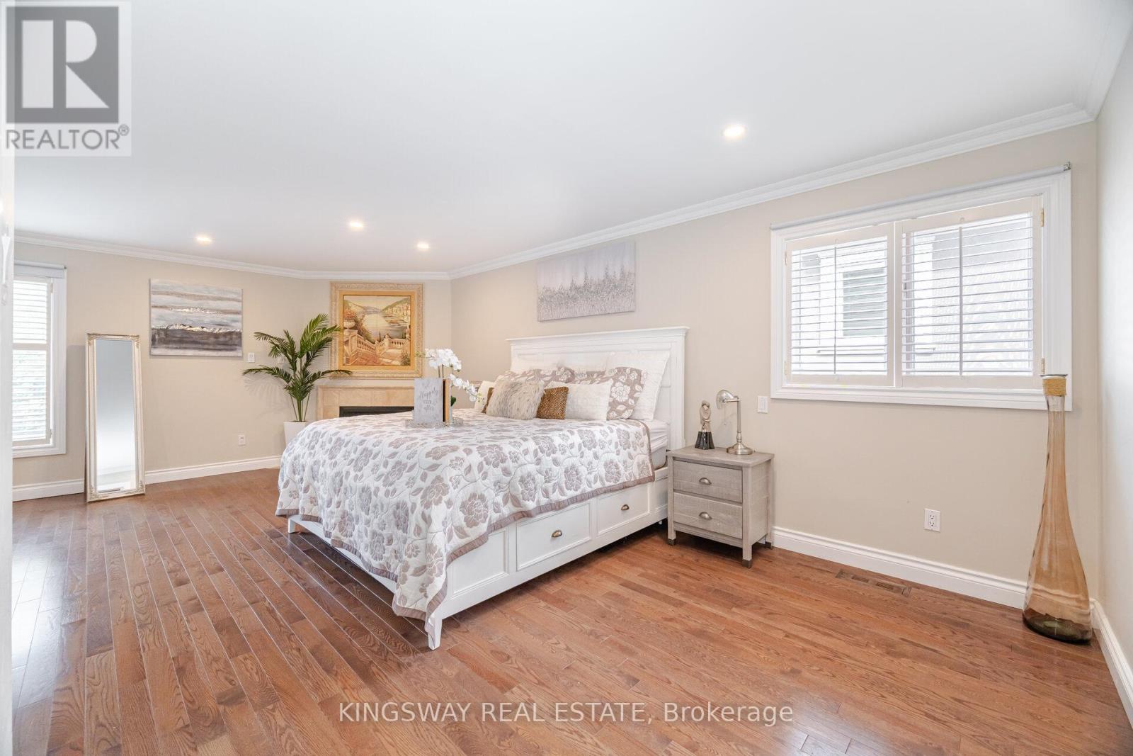 2246 Grand Ravine Drive, Oakville, Ontario  L6H 6B1 - Photo 26 - W12400164
