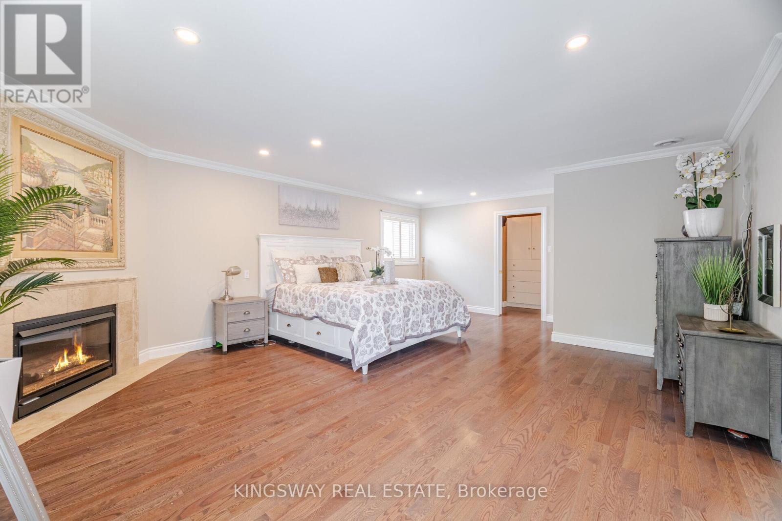 2246 Grand Ravine Drive, Oakville, Ontario  L6H 6B1 - Photo 27 - W12400164