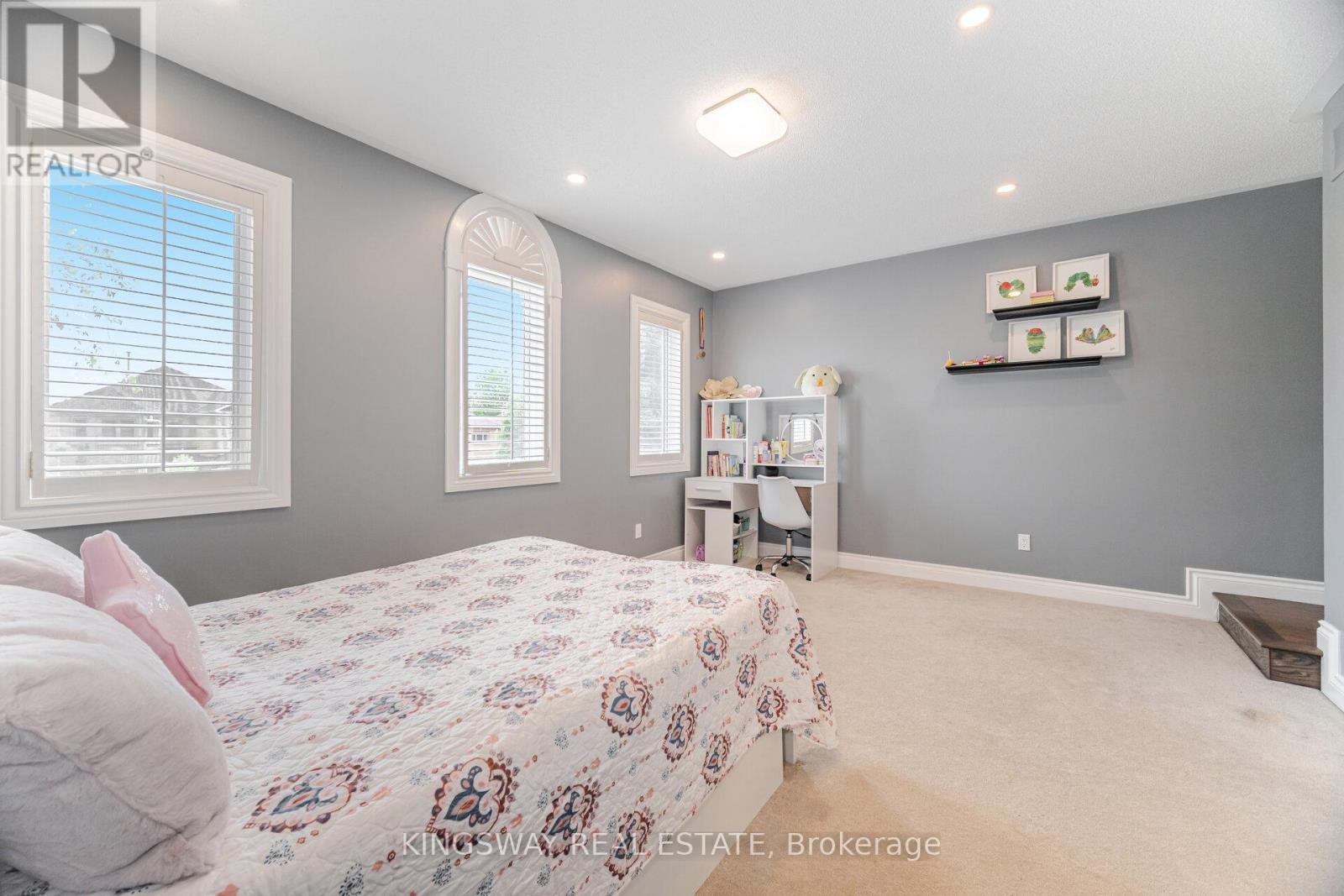 2246 Grand Ravine Drive, Oakville, Ontario  L6H 6B1 - Photo 33 - W12400164