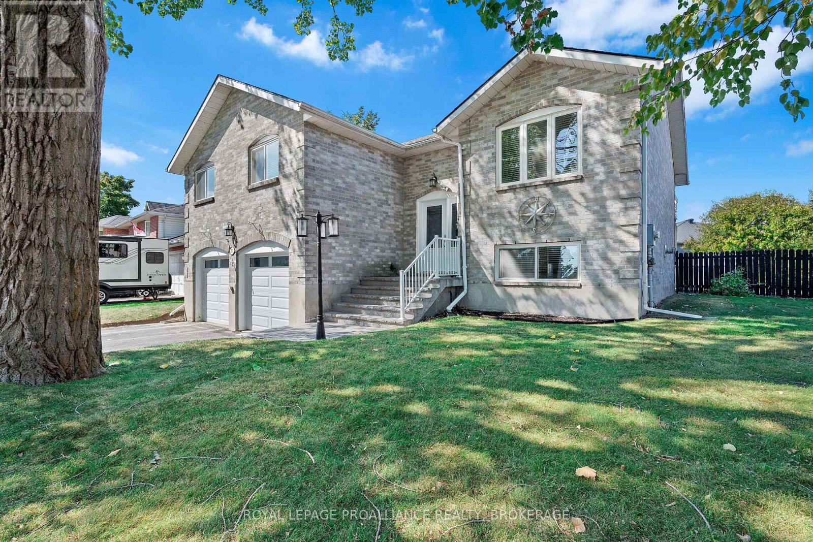 Property at 50 DAVEY CRESCENT image 1