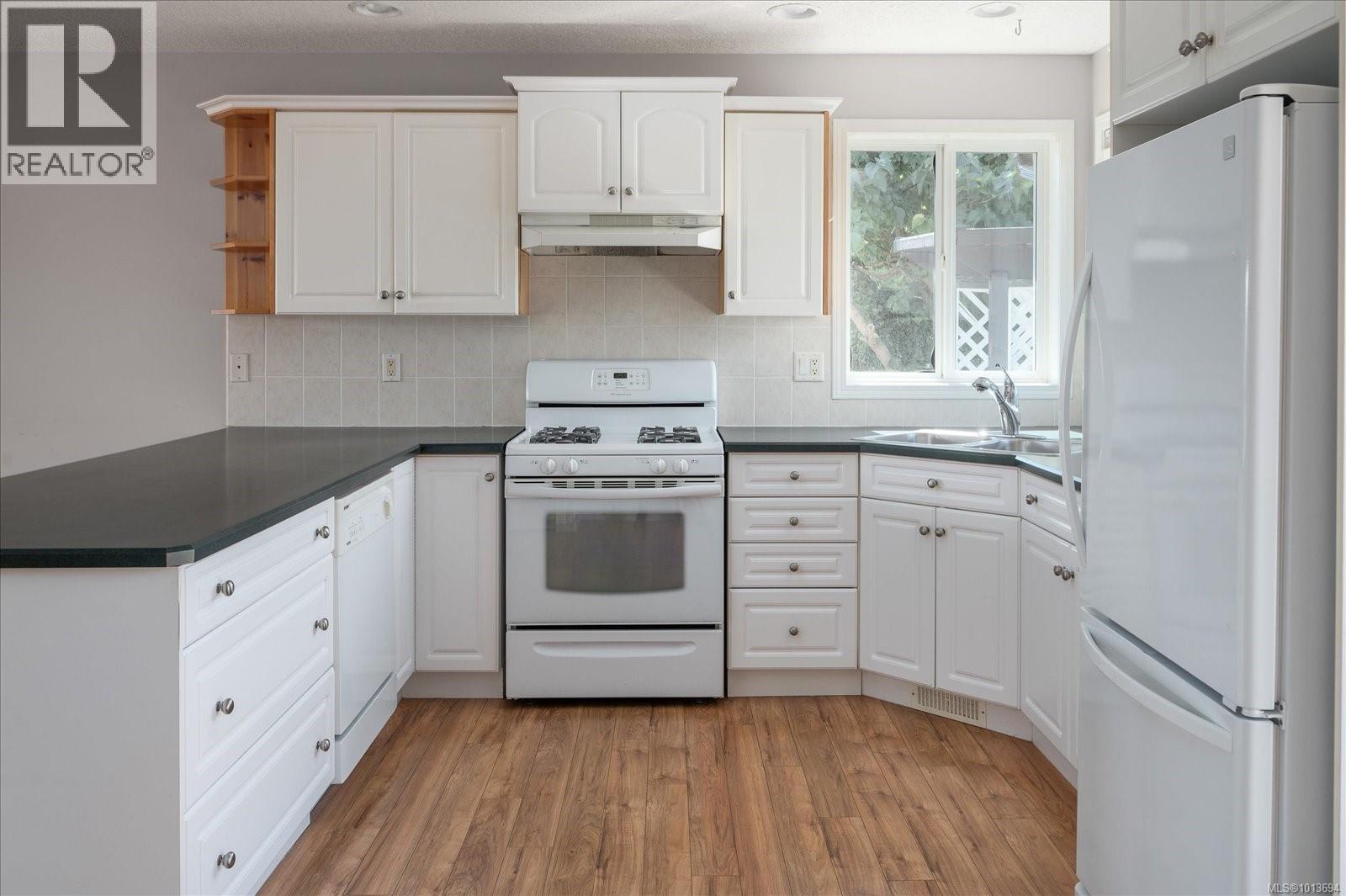 Lorem Ipsum Dolor S, Parksville, British Columbia  V9P  - Photo 12 - DEMO28853518