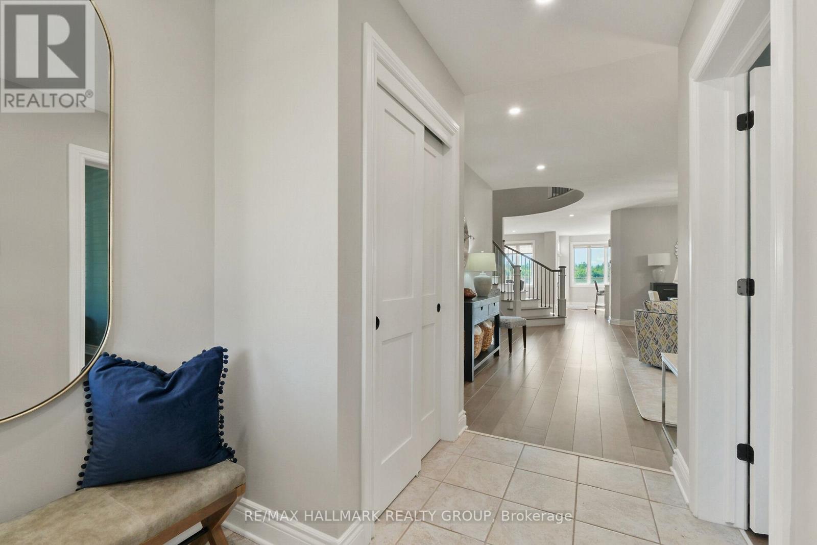 Property at 444 FRANK CAULEY WAY image 4