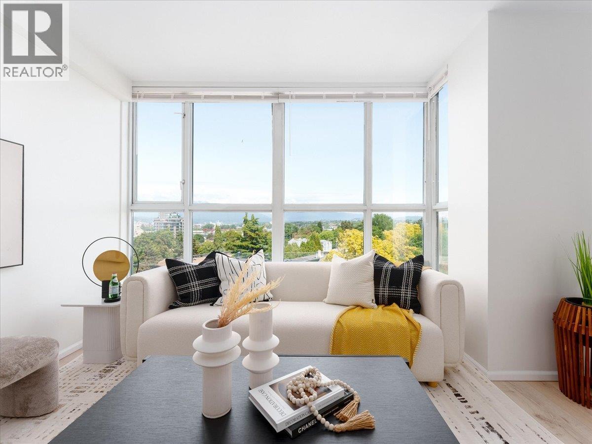 704 288 E 8TH AVENUE, Vancouver, British Columbia