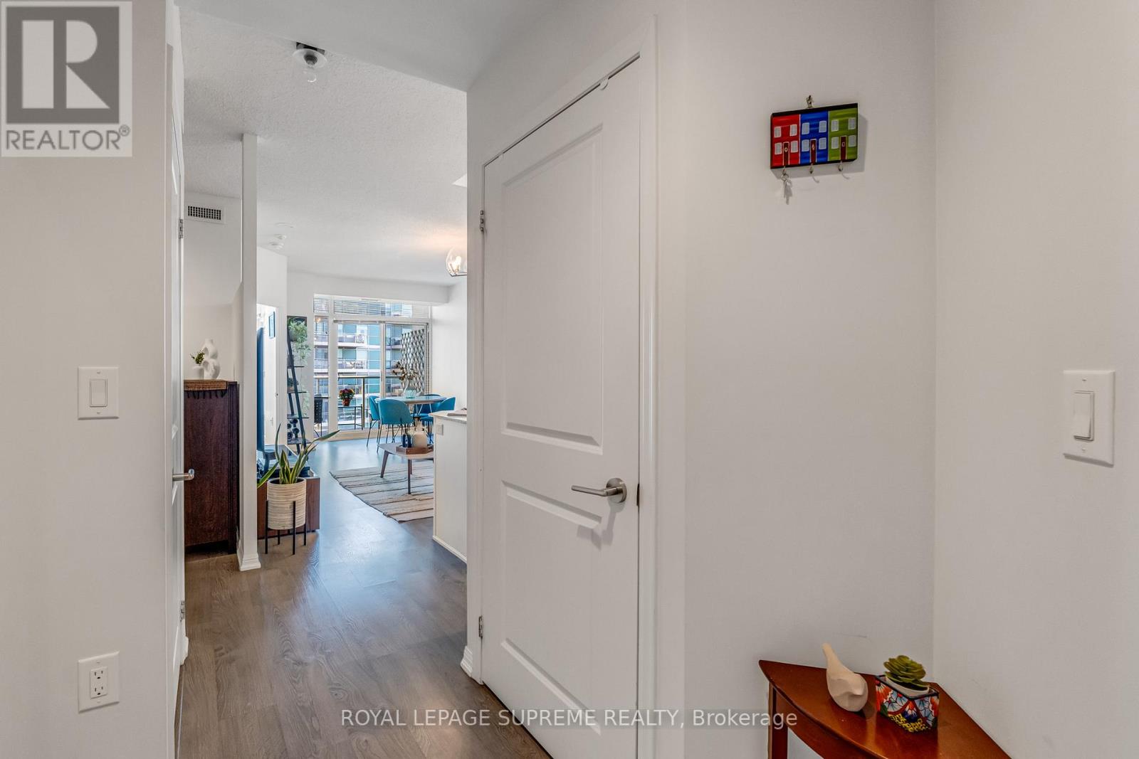 2305 - 125 Western Battery Road, Toronto, Ontario  M6K 3R8 - Photo 4 - C12400222
