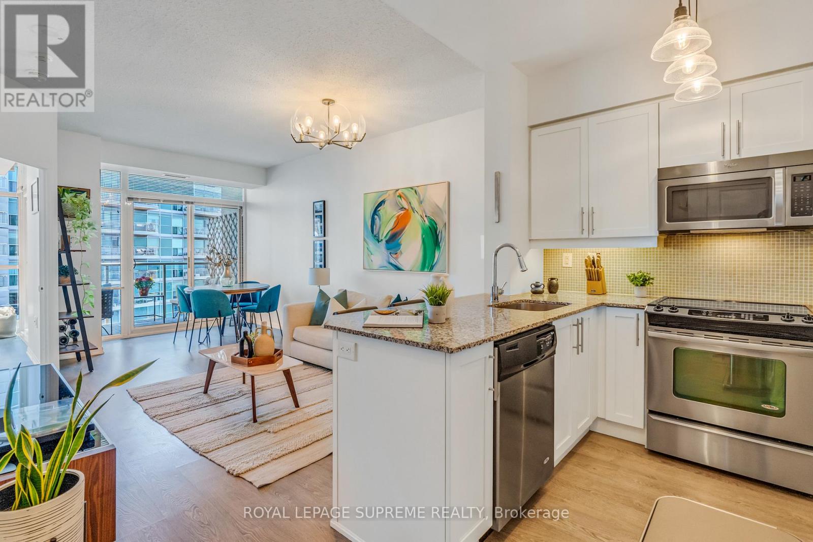 2305 - 125 Western Battery Road, Toronto, Ontario  M6K 3R8 - Photo 5 - C12400222