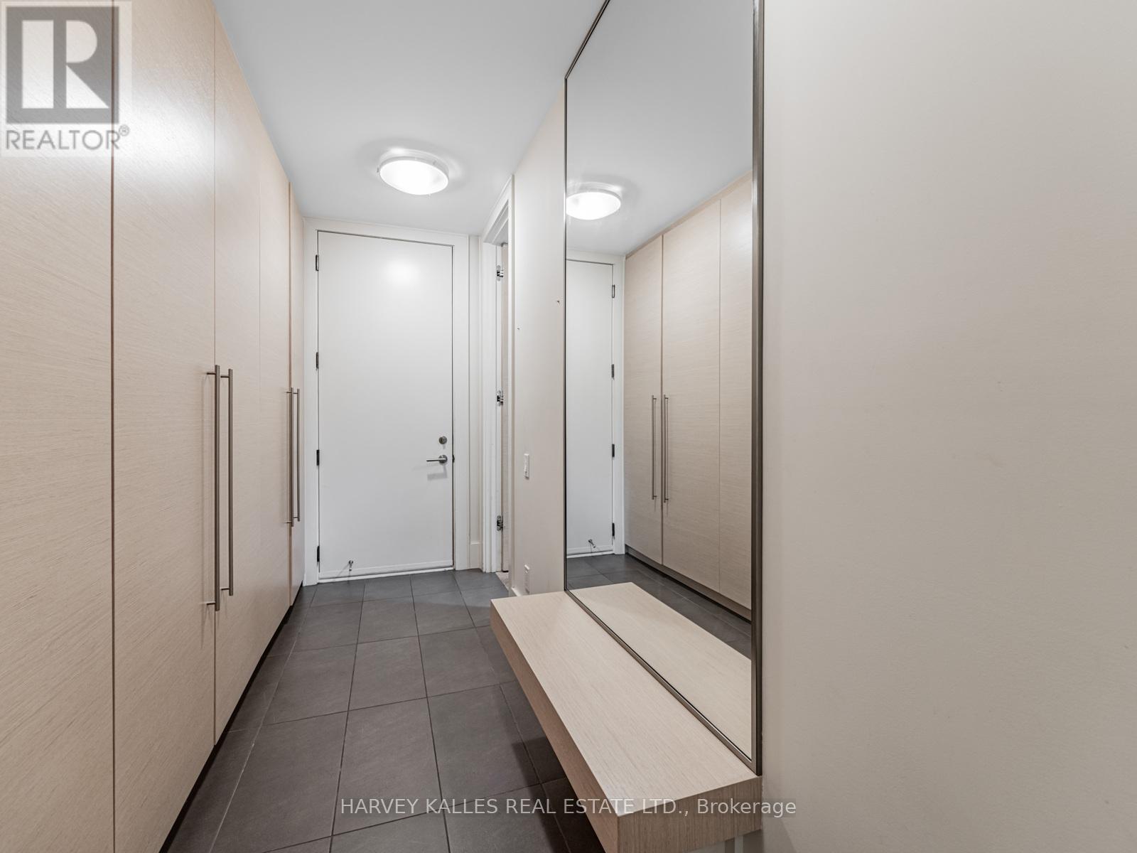 80 Hazelton Avenue, Toronto, Ontario  M5R 2E2 - Photo 13 - C12400232