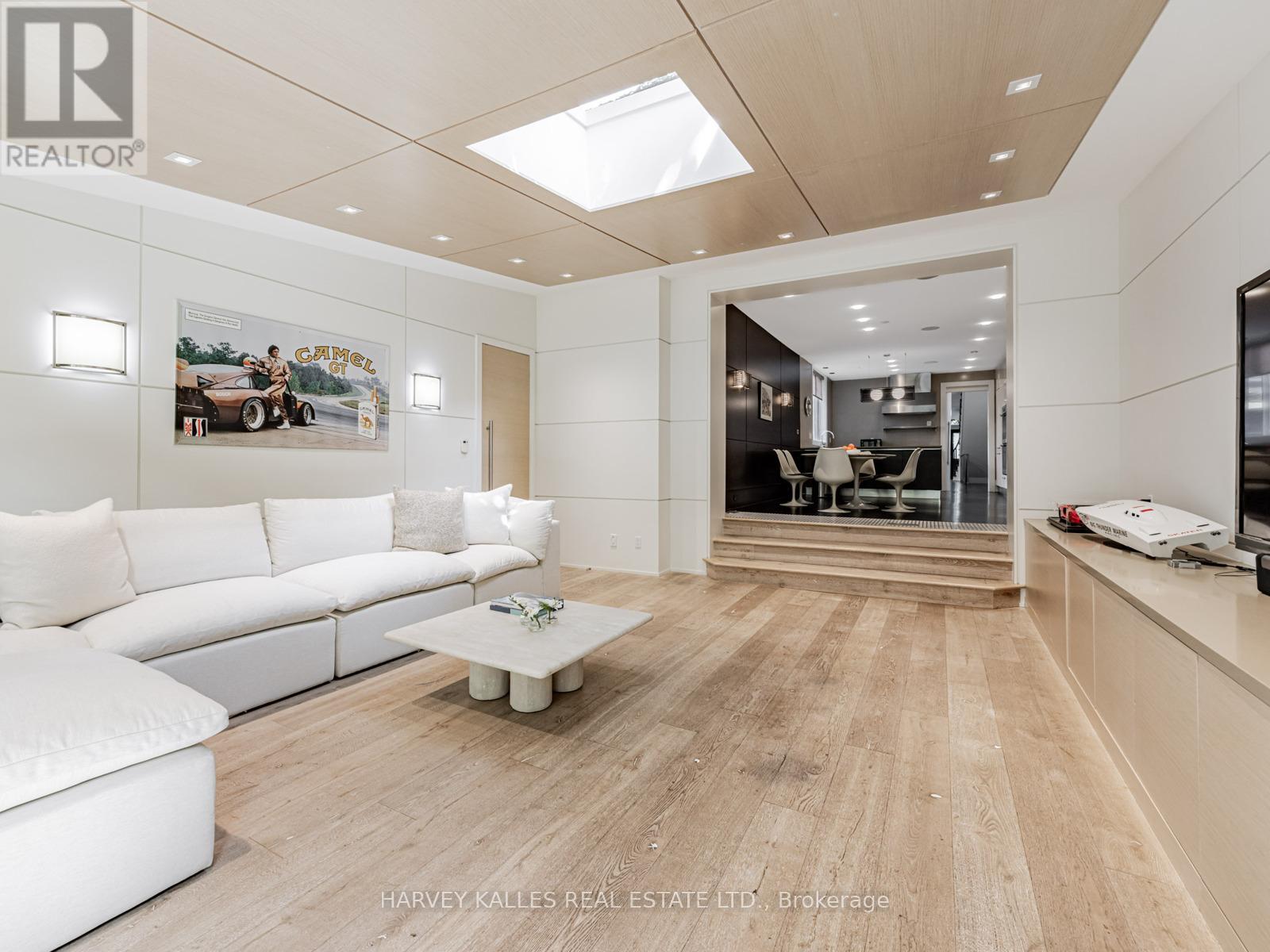 80 Hazelton Avenue, Toronto, Ontario  M5R 2E2 - Photo 15 - C12400232