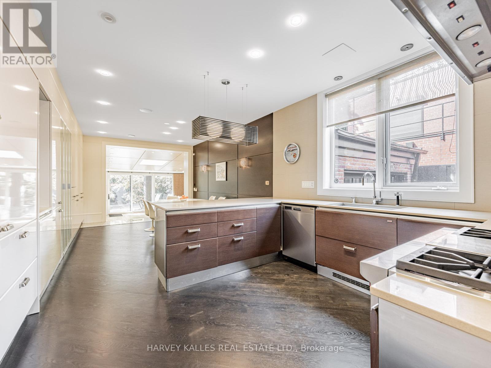 80 Hazelton Avenue, Toronto, Ontario  M5R 2E2 - Photo 23 - C12400232
