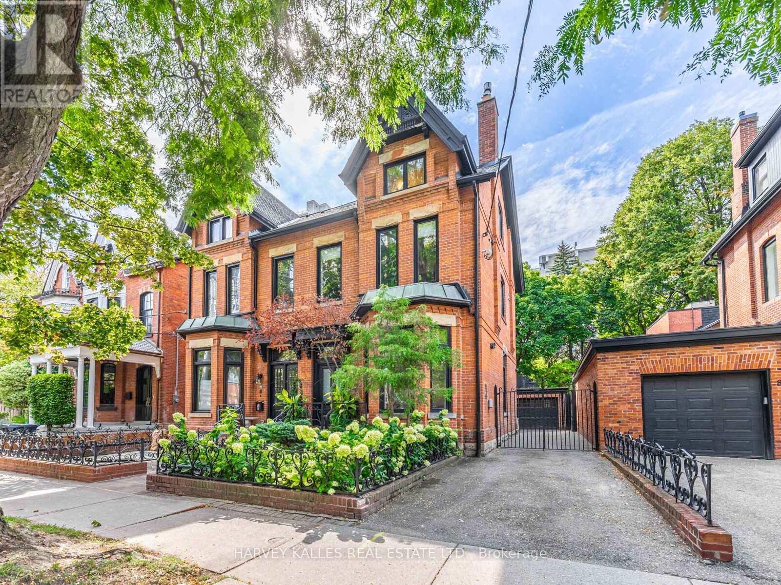 80 Hazelton Avenue, Toronto, Ontario  M5R 2E2 - Photo 3 - C12400232