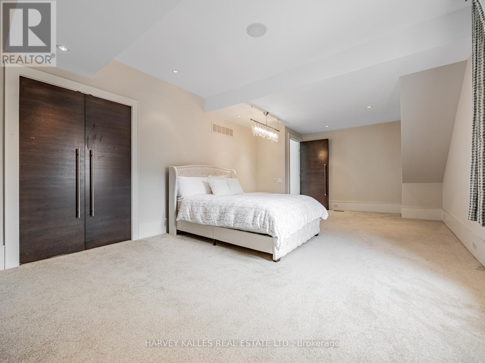 80 Hazelton Avenue, Toronto, Ontario  M5R 2E2 - Photo 34 - C12400232