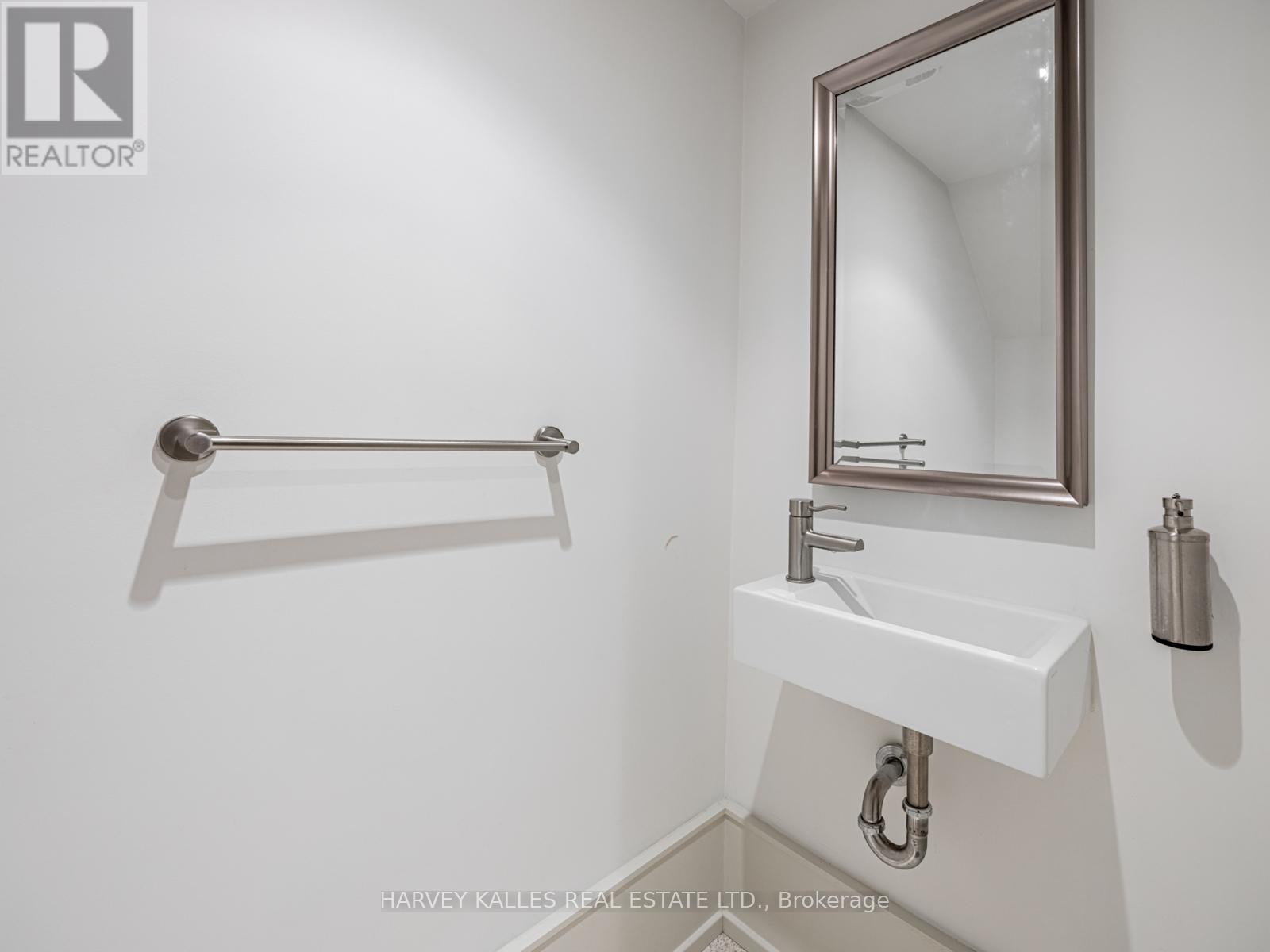 80 Hazelton Avenue, Toronto, Ontario  M5R 2E2 - Photo 41 - C12400232